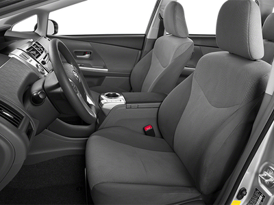 2014 Toyota Prius v Five