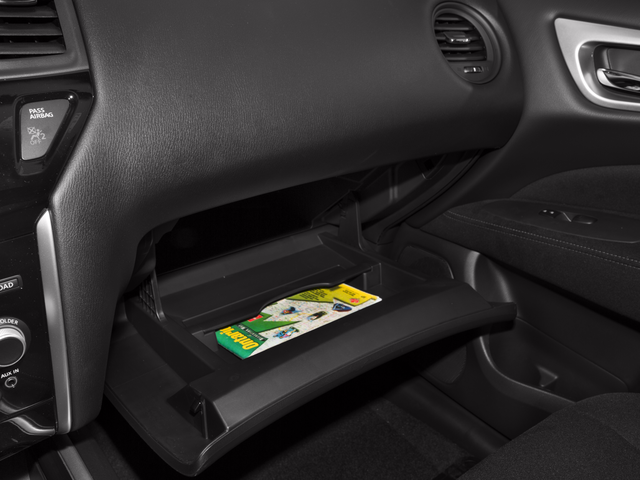 2016 Nissan Pathfinder SV