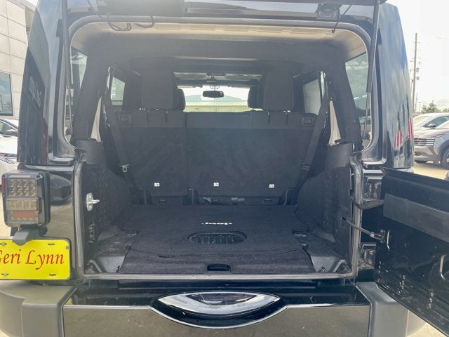 2016 Jeep Wrangler Unlimited Sahara