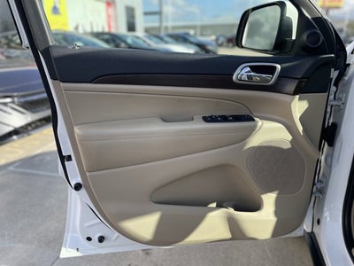 2017 Jeep Grand Cherokee Laredo