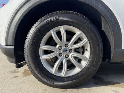 2021 Ford Explorer Base