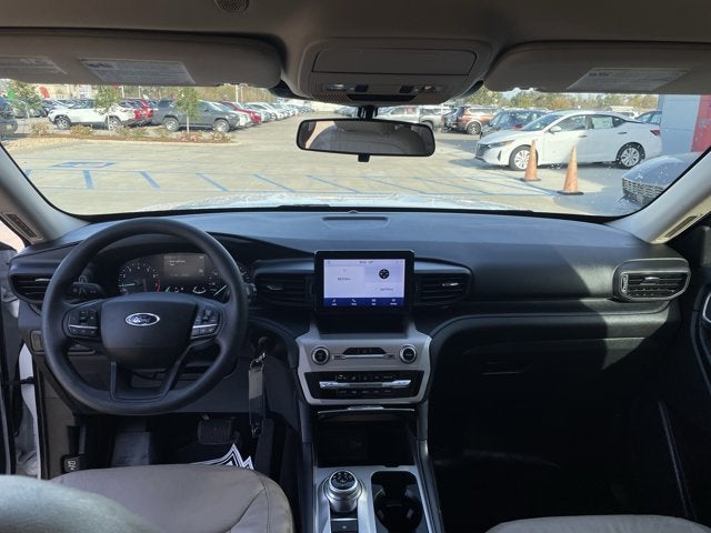 2021 Ford Explorer Base