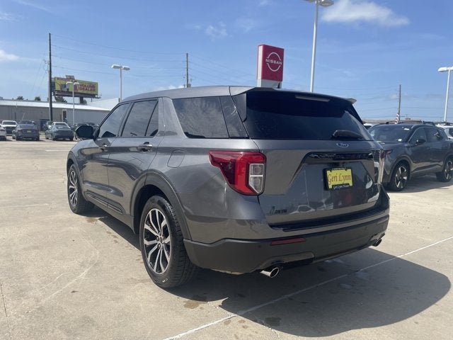 2022 Ford Explorer ST-Line