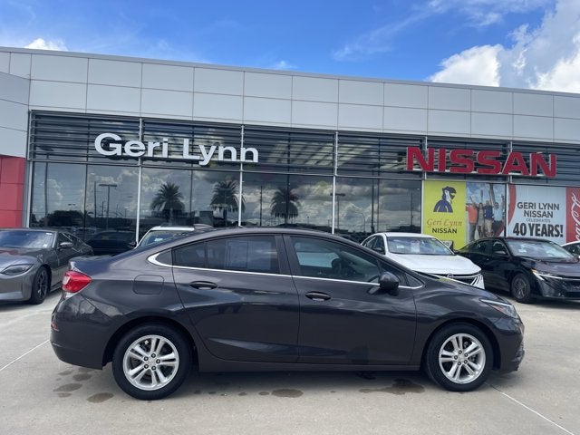 Used 2017 Chevrolet Cruze LT with VIN 1G1BE5SM1H7206673 for sale in Houma, LA
