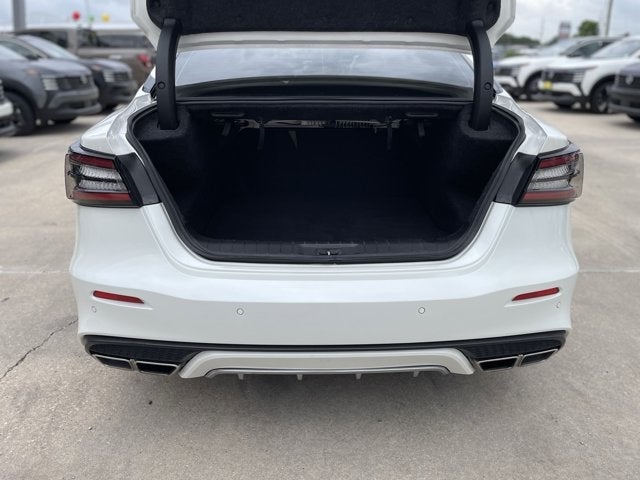 2023 Nissan Maxima Platinum