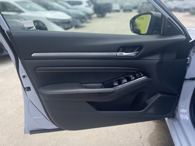 2023 Nissan Altima 2.0 SR