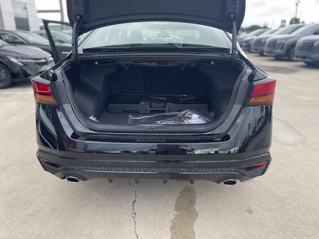 2026 Nissan Altima SR
