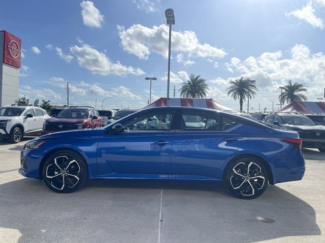 2025 Nissan Altima SR