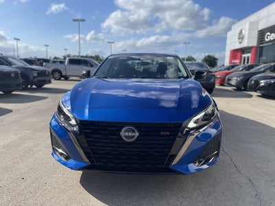 2025 Nissan Altima SR