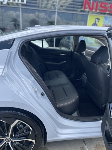 2025 Nissan Altima SR