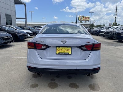 2025 Nissan Altima SR