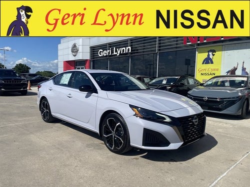 2025 Nissan Altima SR