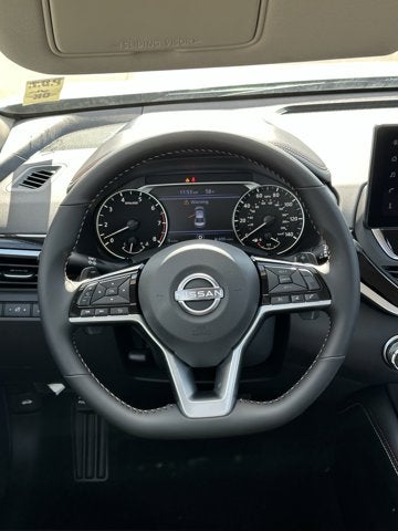 2025 Nissan Altima SR