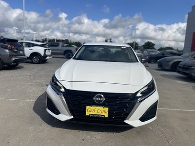 2025 Nissan Altima SV