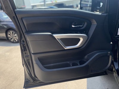 2021 Nissan Titan SV