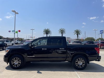 2021 Nissan Titan SV