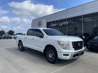 2020 Nissan Titan SV