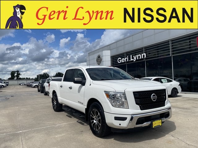 2021 Nissan Titan SV