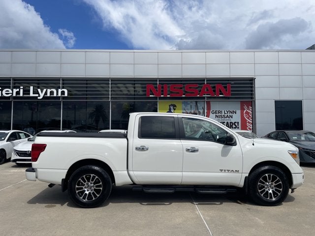 2021 Nissan Titan SV