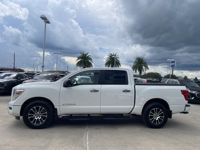 2021 Nissan Titan SV