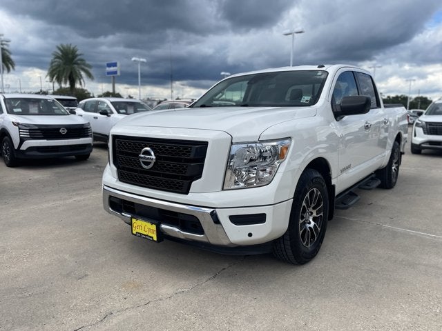 2021 Nissan Titan SV