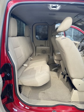2012 Nissan Titan SV