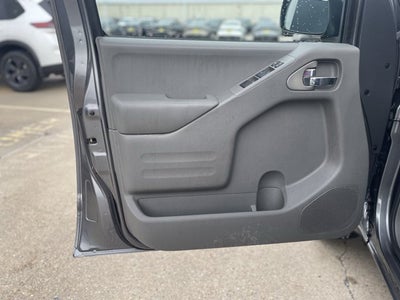 2017 Nissan Frontier SV V6