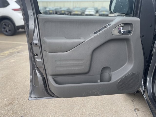 2017 Nissan Frontier SV V6