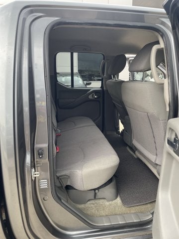 2017 Nissan Frontier SV V6