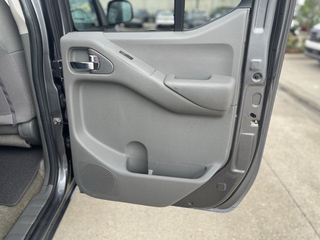 2017 Nissan Frontier SV V6
