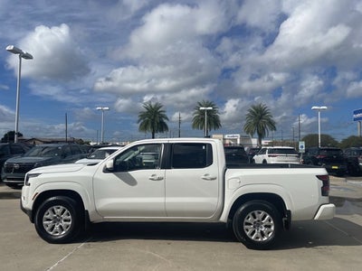 2023 Nissan Frontier SV