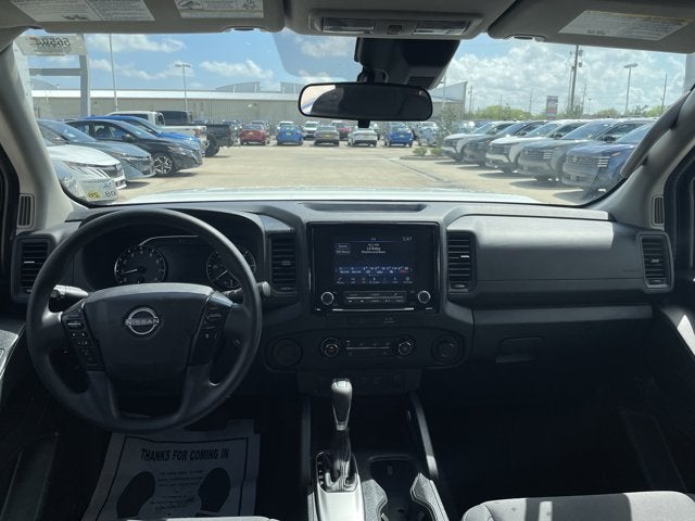 2022 Nissan Frontier S