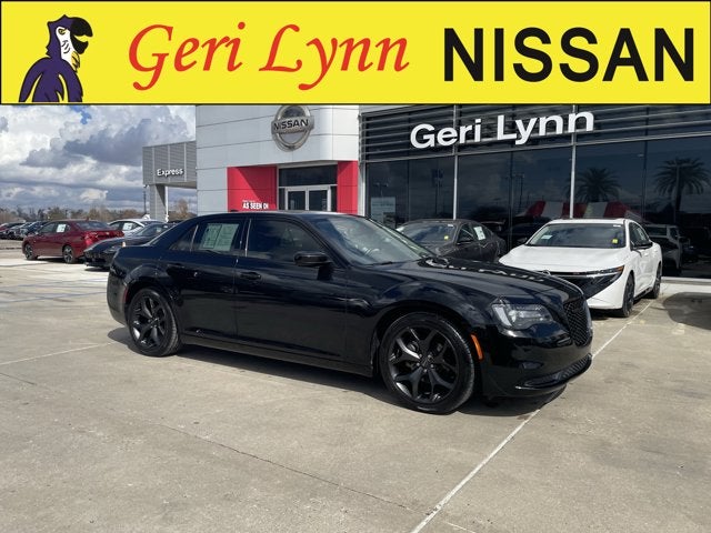 2021 Chrysler 300 Touring