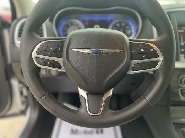 2021 Chrysler 300 Touring