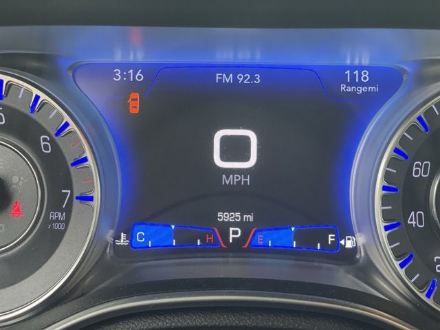 2021 Chrysler 300 Touring