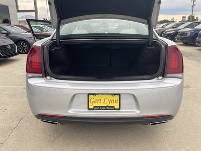 2021 Chrysler 300 Touring