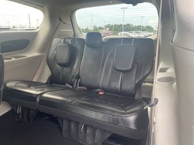 2020 Chrysler Voyager LXI
