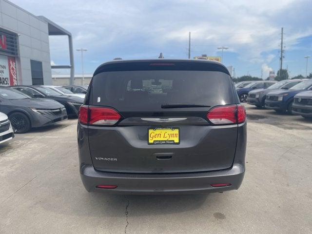 2020 Chrysler Voyager LXI