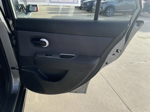 2009 Nissan Versa 1.8 SL