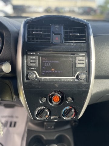 2017 Nissan Versa Sedan SV