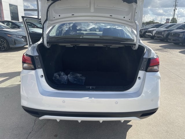 2025 Nissan Versa SV