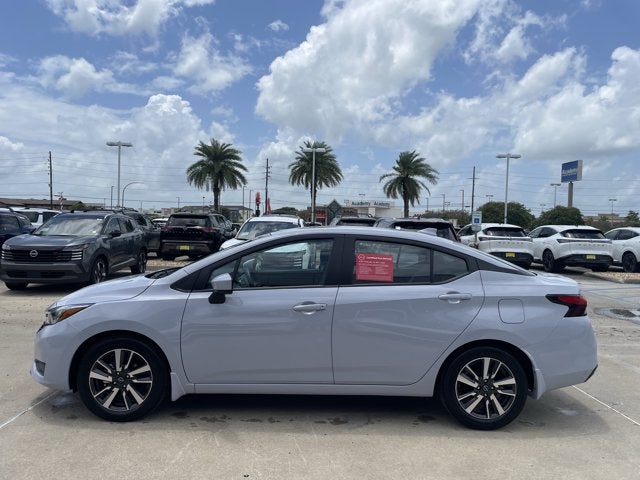 2025 Nissan Versa SV