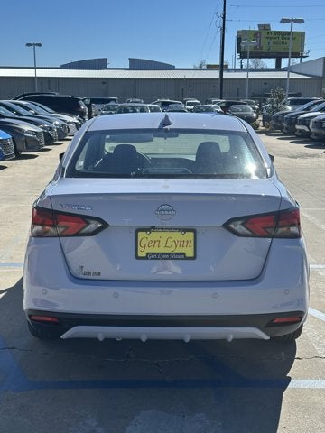 2025 Nissan Versa SV