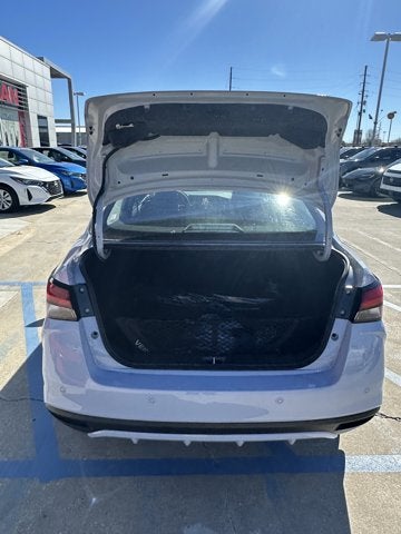 2025 Nissan Versa SV