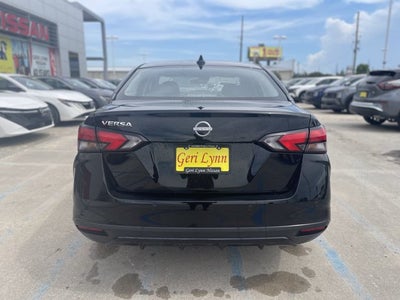 2025 Nissan Versa SV