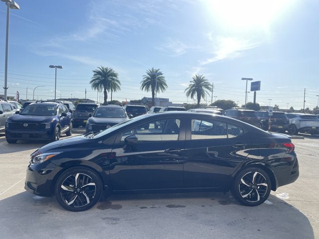 2025 Nissan Versa SR