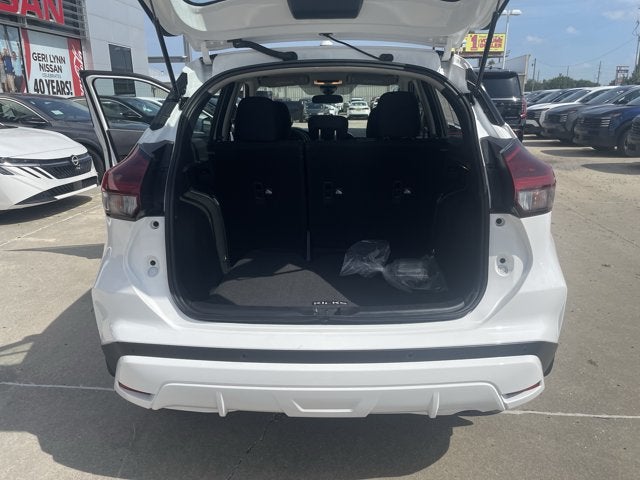 2025 Nissan Kicks Play S