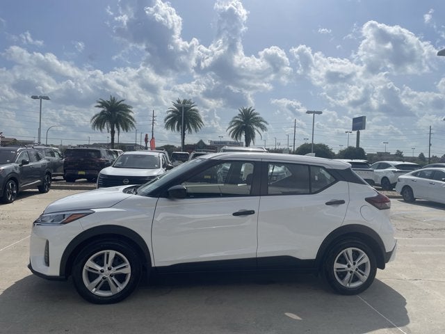 2025 Nissan Kicks Play S