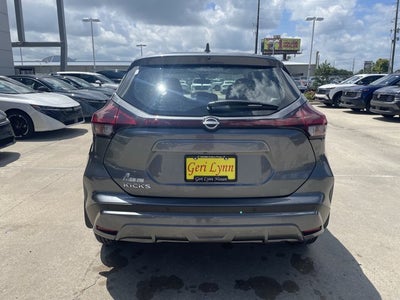 2025 Nissan Kicks Play S