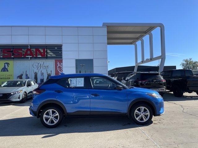 2025 Nissan Kicks Play S